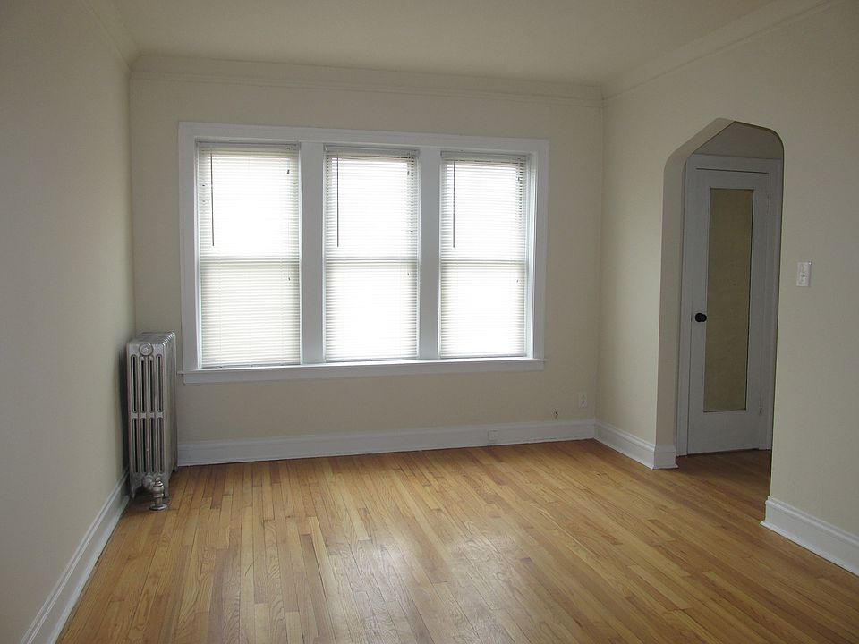 1st image of 6317 S California Ave APT 2B