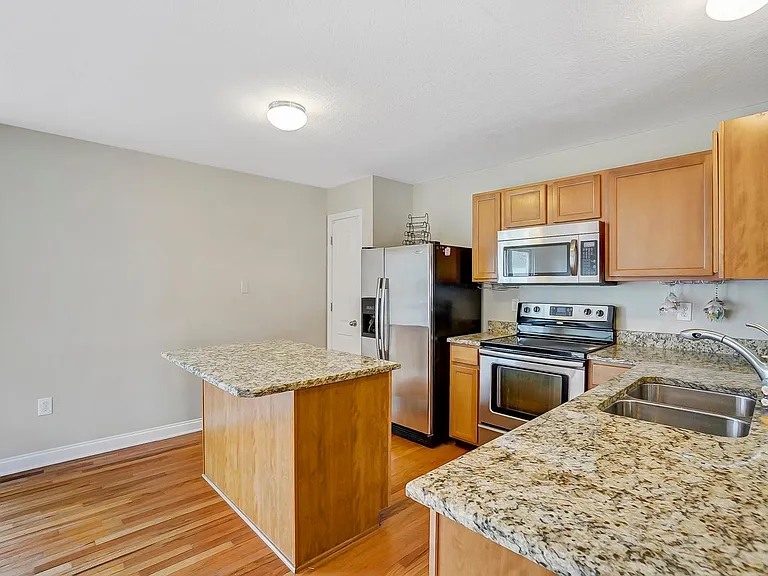 5608 Pittsford Dr — Photo 13