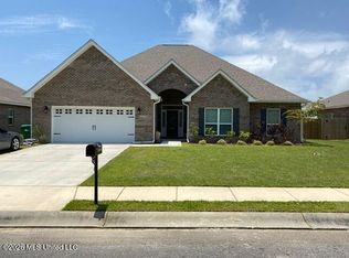 1039 Brackish Pl, Ocean Springs, MS 39564