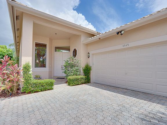 2nd image of 4549 Barclay Fair Way