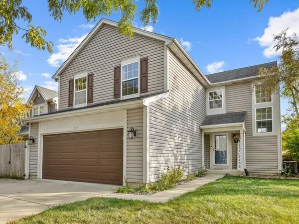 897 N Camden Ln, South Elgin, IL 60177