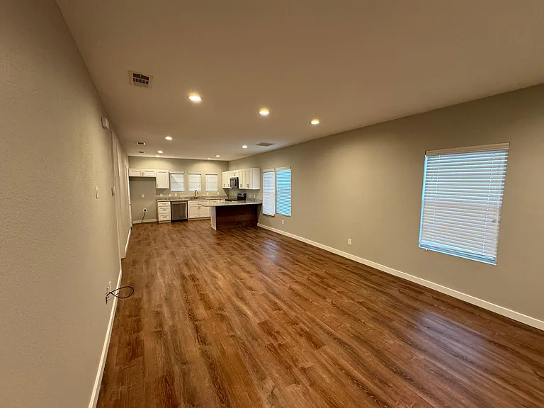 308 Gammill St — Photo 4