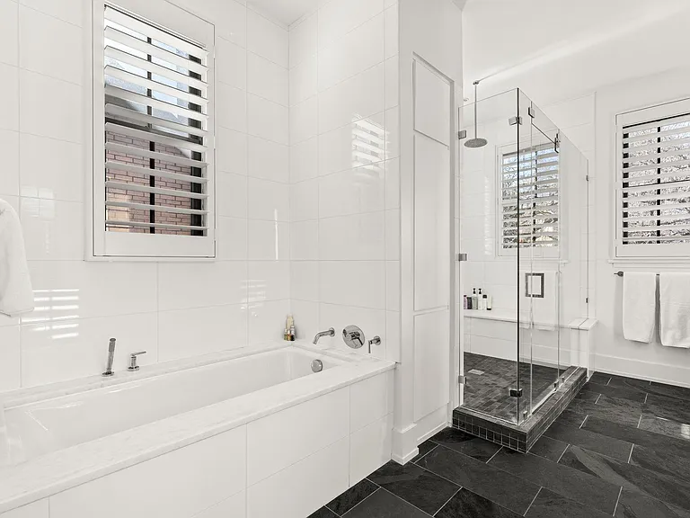 615 Harthan St — Photo 16