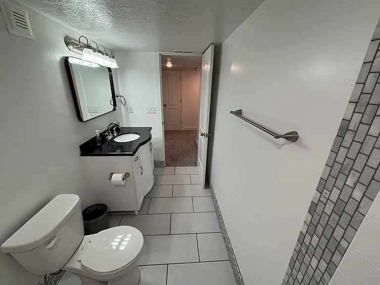 188 E Bruin Dr #BASEMENT — Photo 15