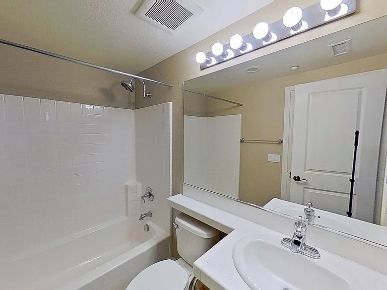 32 Meridian Dr — Photo 14