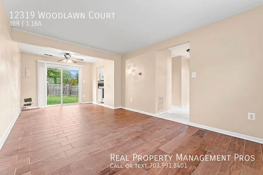 Spacious 3-Bedroom, 1.5-Bath Townhouse for Rent in Lake Ridge — Photo 4