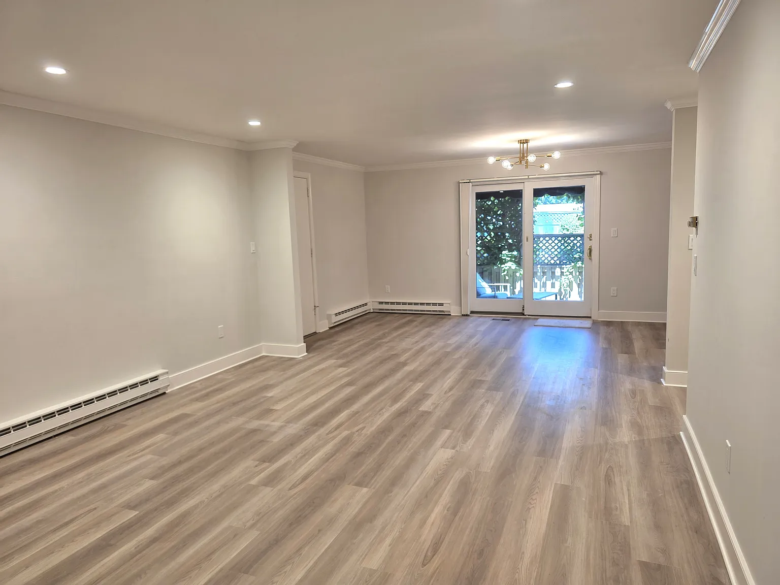 2 bed, 1159 sqft, $3,250 — Photo 3