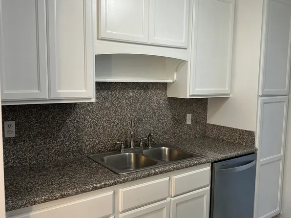 1831 Barry Ave APT 7, Los Angeles, CA 90025