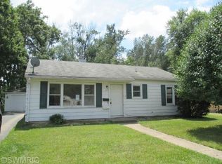 49 Babcock Ave, Battle Creek, MI 49037