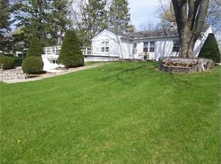 325 N Oak St, Crystal Lake, IL 60014