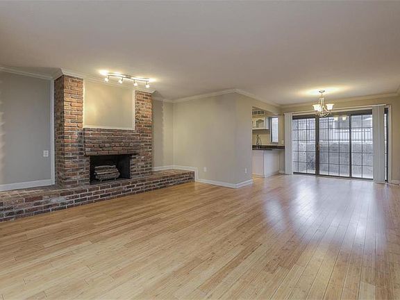 2nd image of 4056 Warwick Blvd APT 8