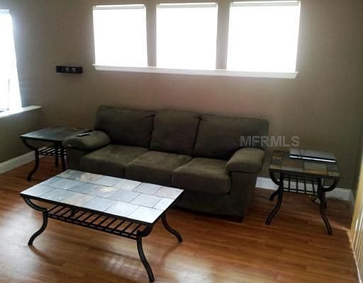 2nd image of 482 N Pin Oak 200 Pl