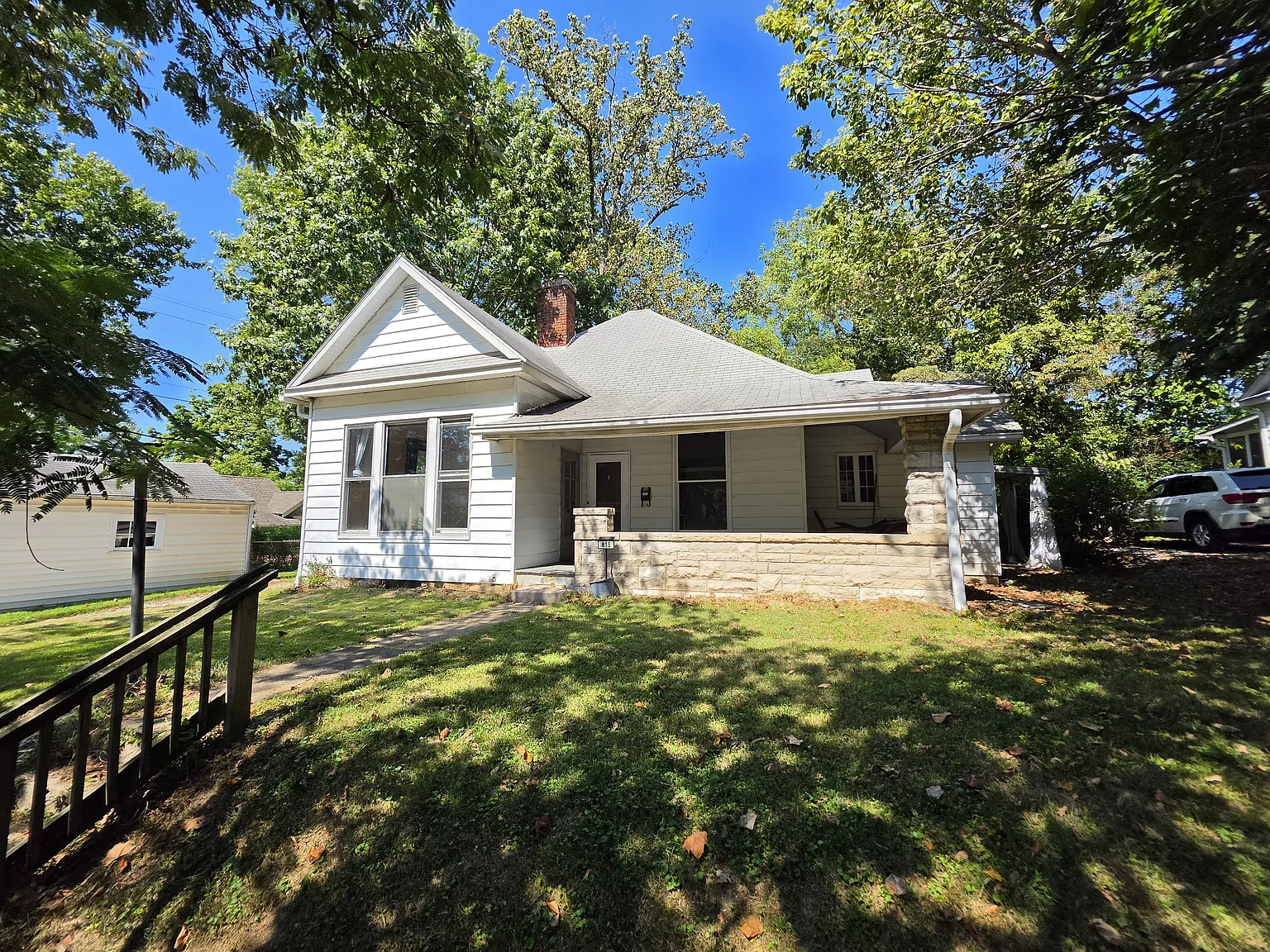 3 bed, 1186 sqft, $2,550 — Photo 1