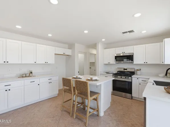 812 W GIBSON Avenue, Coolidge, AZ 85128