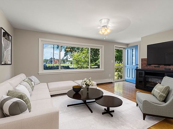 3rd image of 5 Ballardvale St