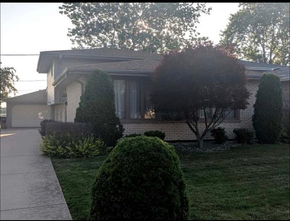 1st image of 17354 1/2 Ozark Ave