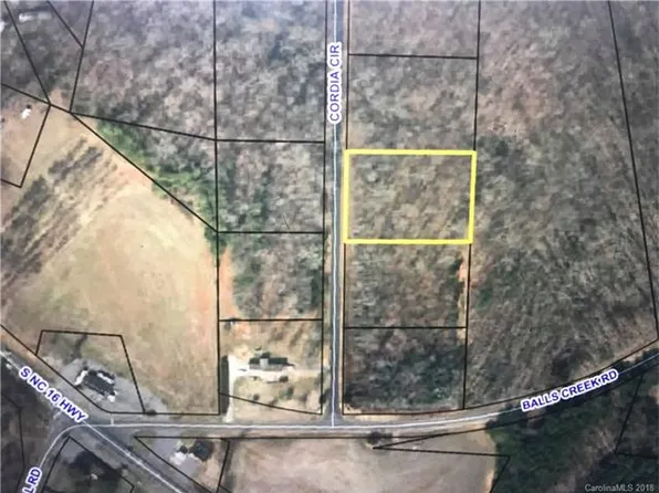 2308 Cordia Cir, Newton, NC 28658