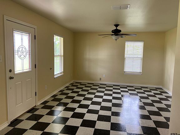 4th image of 1062 County Road 1713