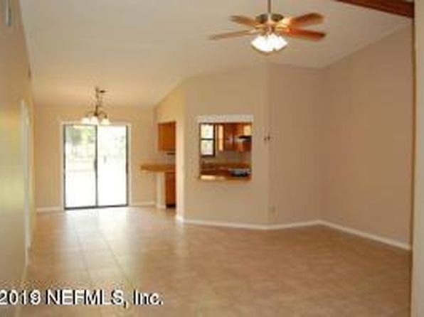 2939 Lakeside Villa Dr #B