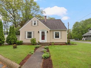 211 Fairview Ave, Coventry, RI 02816