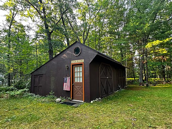 4th image of 8047 W Peterson Rd