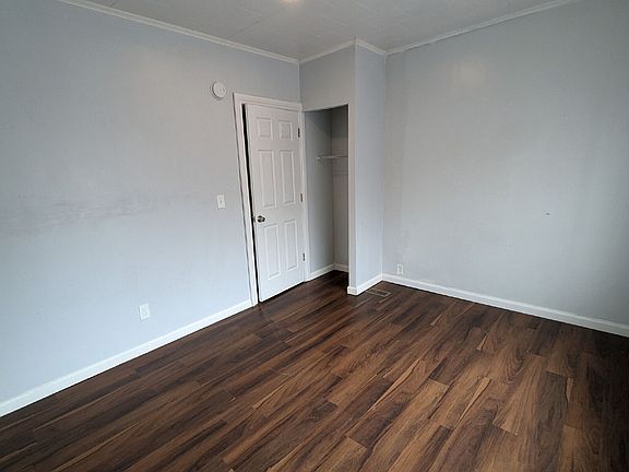 5th image of 25 Jones St