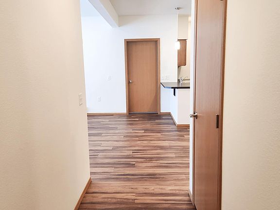 2nd image of 4305 E Poleline Ave #306