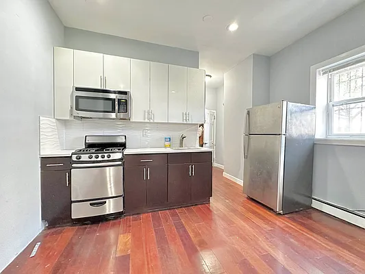 Rented by Doorway NYC, LLC | media 2