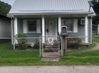 56 Steele St #197, Logan, WV 25601
