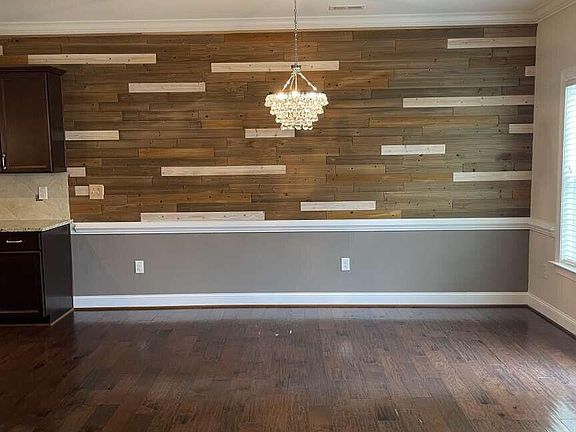 4th image of 2729 Masonboro Ferry Dr