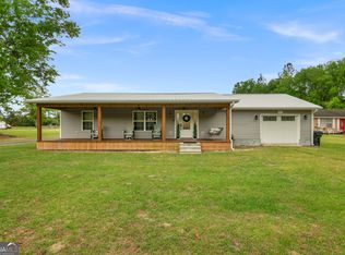 897 Empire Rd, Jesup, GA 31545