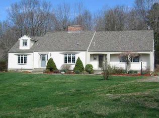 1495 Chopmist Hill Rd, Scituate, RI 02857