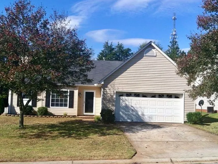 17 Hazeltine Ct — Photo 3