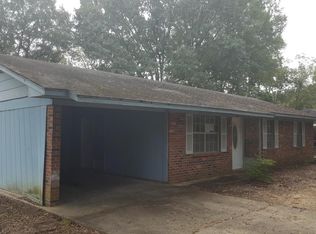 13 Quince St, West Point, MS 39773