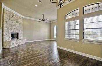 5th image of 430 Cherry Ln #B