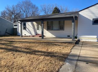 941 N Westview Dr, Derby, KS 67037