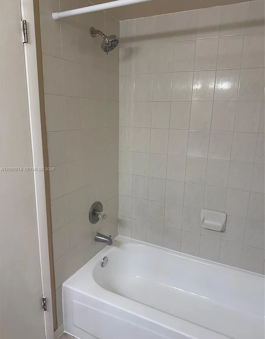 Lake Pointe Sec 2 — Photo 2