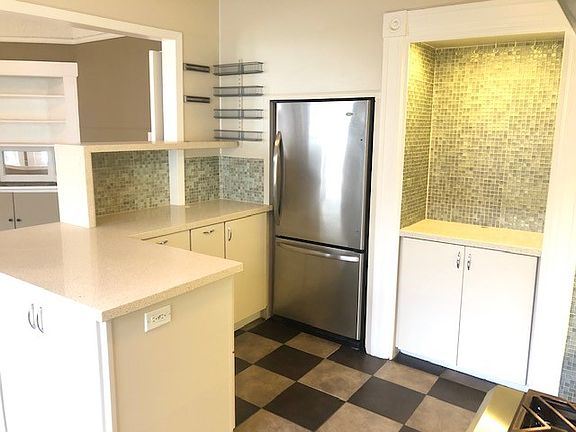 2nd image of 148 Dolores St