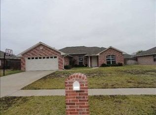 11218 Twin Spires Dr, Flint, TX 75762