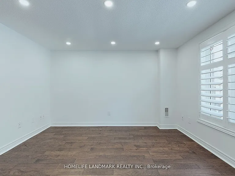 61 Rumsey Rd — Photo 9