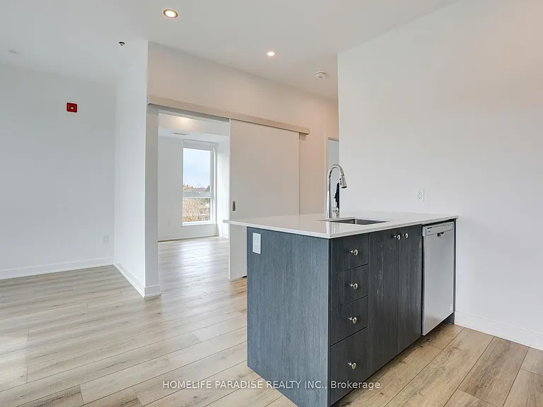 312 Erb St W #416 — Photo 18