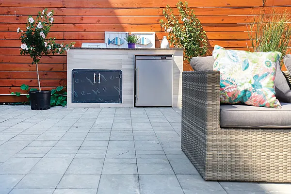 Sold by The InHouse Group | media 22