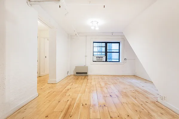 Rented by Brick&Mortar | media 15