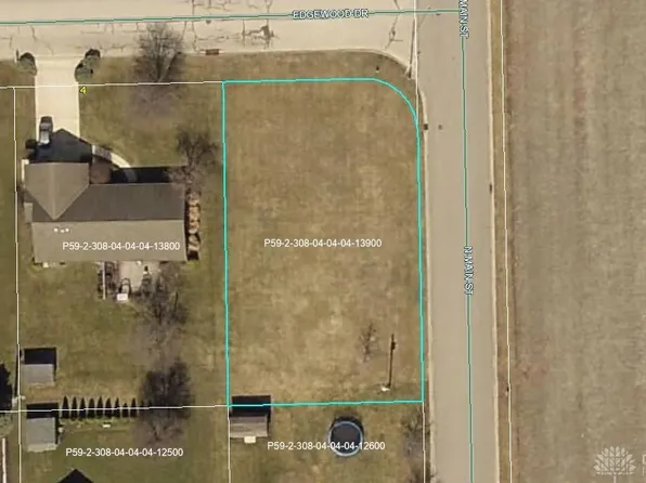 2 Edgewood Dr, Arcanum, OH 45304