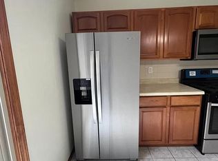 10460 Pike St, Winfield, IN 46307