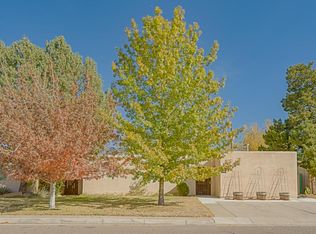 1844 Lester Dr NE, Albuquerque, NM 87112