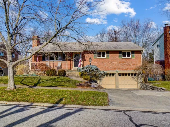 4418 Pinecroft Dr, Cincinnati, OH 45211