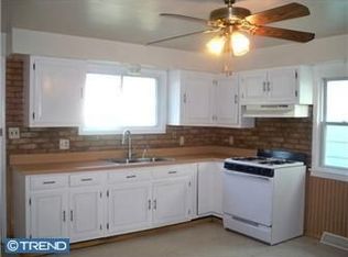 1203 High St, Burlington, NJ 08016