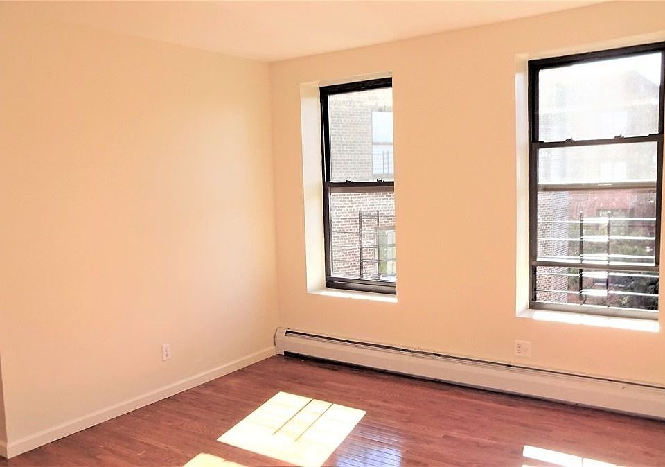 1st image of 2800 University Ave APT 51S