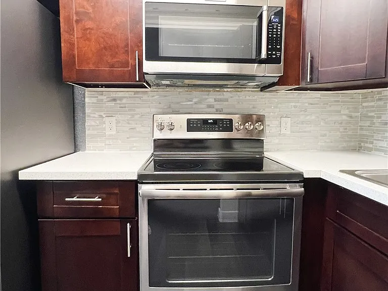 8410 Eldora Ave #1004 — Photo 36